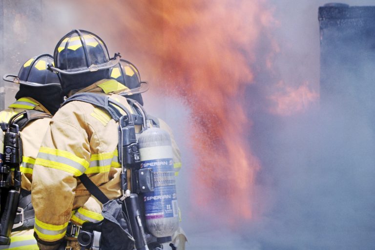 ciobanucatalina-firefighter-4011616