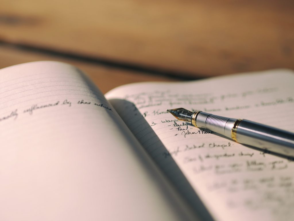 pexels-notebook-1840276